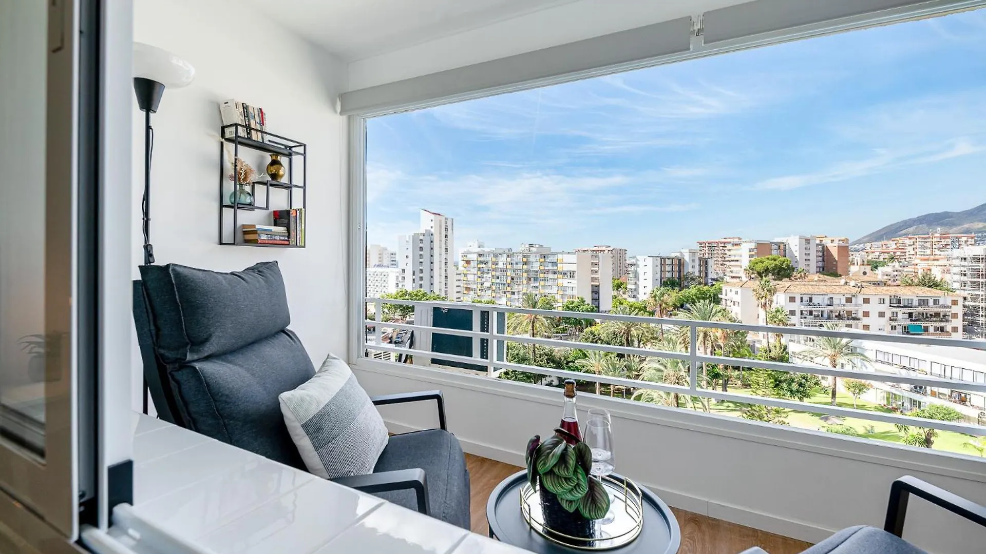 797 Holiday Rentals - Apartamento Con Hermosas Vistas Benalmádena Lägenhet